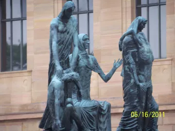 Marxist feminist sculptures, Philthadelphia Marxist feminist sculptures, Philthadelphia